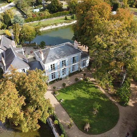 Les Douves Onzain Exterior foto